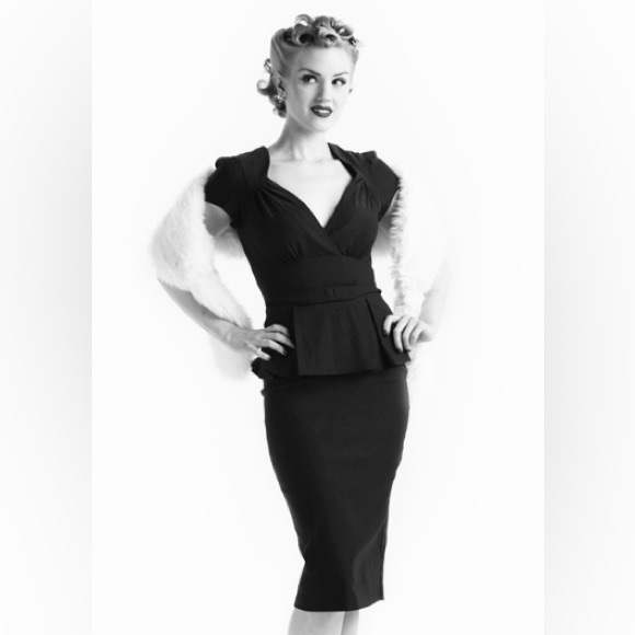 Obsession Fitted Dress by Stop Staring! in Black, Size 4, NWT - Picture 1 of 11
